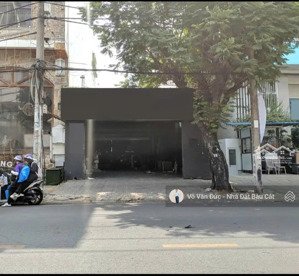 cho thuê nhà mtkd trương công định- dt 350m2 trống suốt chỉ 35tr/th