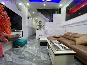 bán nhà 2 lầu hxh ngay lê văn việt. 86m2 giá 8.3 tỷ