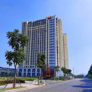 sót duy nhất 1 căn trục 05 moonlight 1, view hồ đẹp nhất dự án. lh em để xem nhà.