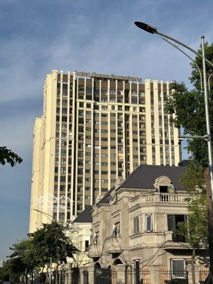 moonlight 2n+1 đồ cơ bản giá chỉ nhỉnh 5 tỷ, liên hệ em thảo để xem nhà