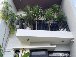 nhà 3 mê đẹp chỉ nhỉnh 6 tỷ khu đô thị sinh thái hoà xuân.tìm không ra căn thứ 2