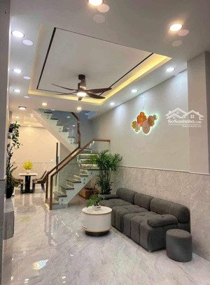 thiếu tiền bán nhà bùi đình túy (có hđ cho thuê 10tr/tháng 48,8m2 lh: 
