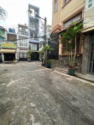 bán nhà riêng đẹp xuất sắc tại tô hiến thành, 5,5 tỷ, 30m2, dtsd 90m2 3pn, 2wc