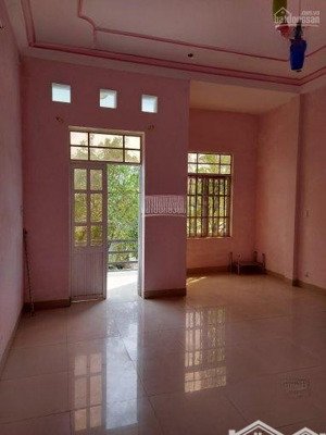 cho thuê nhà nguyên căn tại số 78 đường mạc đỉnh chi, quảng ngãi, chính chủ.