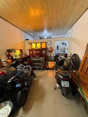 bán nhà chính chủ mặt tiền chợ nguyễn thị tần quận 8, 50m2, 2 tầng, chỉ 11.5 tỷ tl.