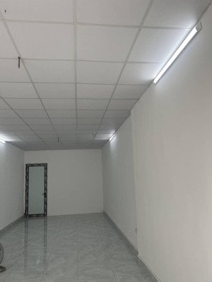 gấp bán nhà mặt phố yên lãng giá cắt lỗ chỉ 22.5 tỷ 48m c4 mặt tiền 4.2m hai bà trưng