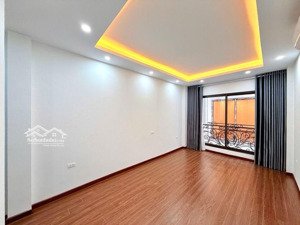 bán nhà 5 tầng mới tinh, ngõ thông, gần ga metro cầu diễn, giá 6.9 tỷ