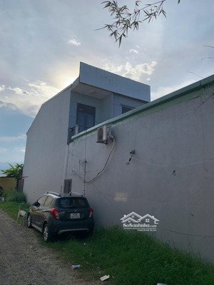 nhà mặt tiền nguyễn hữu thọ, 173m2, 2 mê, mặt tiền cho thuê hơn 12tr/tháng.