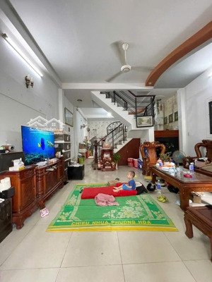 gấp ! bán nhà cạnh đường tô hiệu đúc btct 3 tầng, 5pn. hẻm xe hơi 8m, 82m2, chỉ 7ty150.