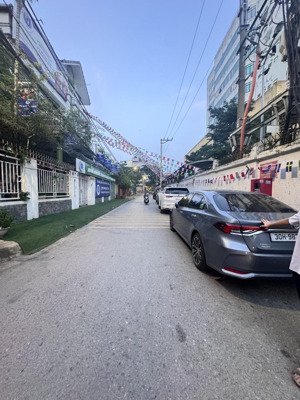 bán nhà khu víp nguyễn sơn, long biên, khu phân lô hàng không, ô tô tránh, 45m, 13x tỷ.