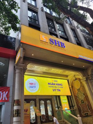 10 tầng, lô góc,mặt phố hoàng quốc việt, 230m, mt9m, tòa văn phòng, vỉa hè rộng,kinh doanh, 160tỷ