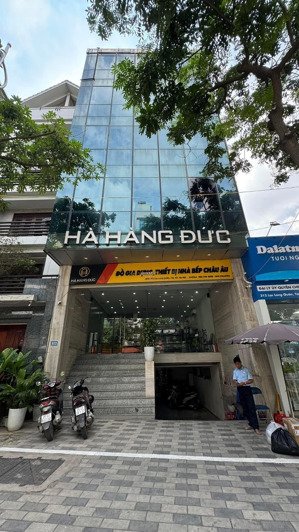 bán nhà phố lạc long quân, tây hồ, 142m2, 6 tầng, mặt tiền 8 mét, 63 tỷ