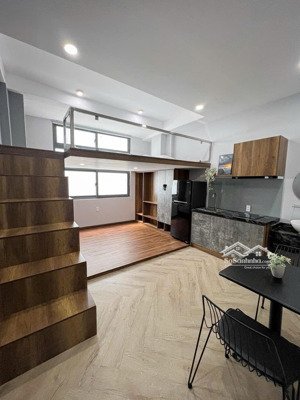 duplex siêu đẹp siêu thoáng full nội thất ngay trần não