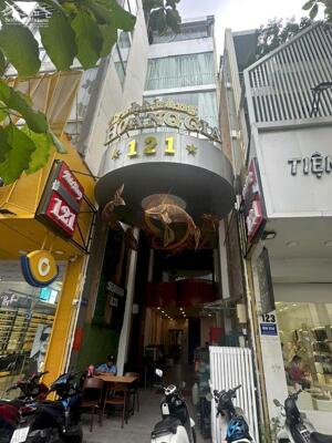 68 tỷ! Bán mặt tiền Đ. Nguyễn Trãi Quận 1 - 4m x 17m - 261,61m2 sàn - 7 Tầng.