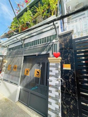 bán nhà đẹp 2 tầng, ngay khu kiều đàm, trần xuân soạn, quận 7, 52m2 , giá rẻ nhỉnh nhẹ 5 tỷ