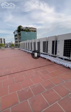 BÁN Tòa NHÀ MẶT PHỐ - TOÀ VĂN PHÒNG - KINH DOANH - MẶT TIỀN LỚN - VỈA HÈ RỘNG - THUÊ 800Tr/THÁNG - THÔNG SÀN Với Diện Tích Gần 450m2 Sàn xây dựng Gồm 9 tầng nổi 2 tầng Hầm.,