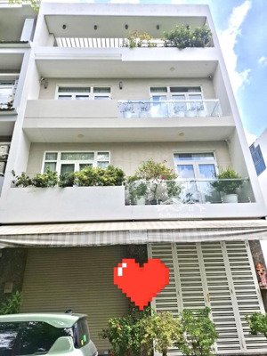 bán gấp biệt thự 128m2 tại bùi minh trực,quận 8, 4 tầng , 7pn, view đẹp ,hoàn công đủ , nhỉnh 26 tỷ