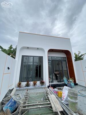 BÁN NHÀ KHU PHỞ LONG HỒ