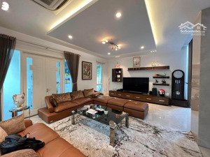 chính chủ bán biệt thự bt2 vinaconex 3 180m2, mt 10m, hoàn thiện đẹp, giá thỏa thuận. đt 