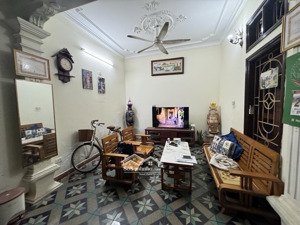 phân lô cán bộ ô tô tránh vỉa hè trung tâm sài đồng vị trí siêu đẹp cách phố vài bước