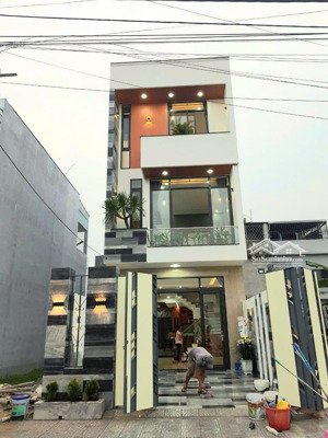 bán nhà 3 tầng thanh lương 18 kđt hòa xuân giá tốt, full nội thất mới, 3pn, 3wc