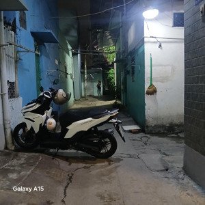 5 tỷ 500 thương lượng, bán nhà mới, 4 tầng, đường 3 mét, diện tích : ngan 4,1 mét dài 12 mét .