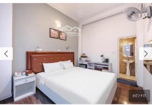 bán khách sạn cao cấp mp lò đúc với 76 phòng víp dòng tiền gần 400tr/tg dt : 285m 9t mt 8m