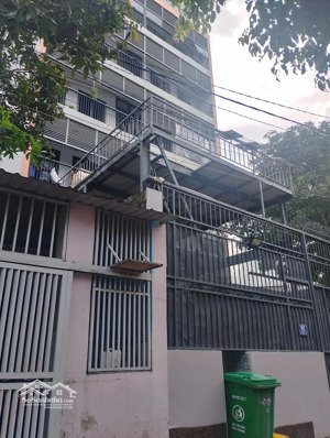một lô duy nhất 82m2 sát mặt đường nguyễn thị định, q2 sổ hồng giá rẻ