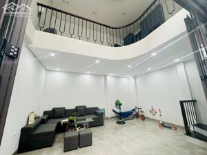 Cho thuê nhà riêng Thạch Bàn 33m2 5 Tầng 3PN Full đồ giá 10tr.