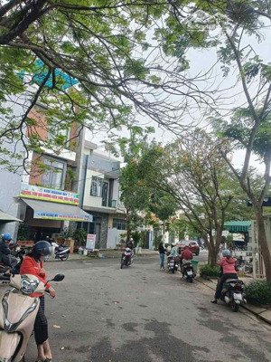 bán đất mặt tiền hoà mỹ 8 . hoà minh , liên chiểu , đà nẵng