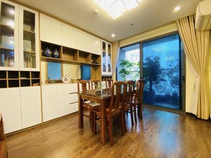 tôi cần bán chung cư htt tower 197 trần phú 86m2, 2 ngủ, 2 vs nhỉnh 4 tỷ