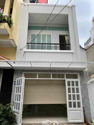 nhà 1 trệt 1 lầu hxh 7 chỗ quay đầu đinh bộ lĩnh p26 (4x17) xd mới 4 tầng giá chỉ 8.7 tỷ tl