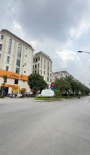 bán nhà vạn phúc 7 tầng thang máy gara ô tô tặng nội thất cao cấp