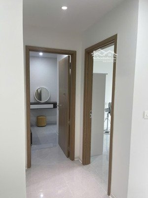 cho thuê cc 69m2, 2pn, 2wc, đồ cơ bản tại khu đô thị pháp vân, giá 8,5 triệu/th