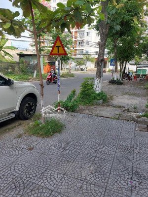 nhà mặt phố lê thạch, 6 tỷ vnd, 120 m2, view đẹp, chính chủ