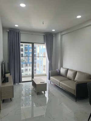cho thuê căn hộ charm city ngay ngã tư 550, khu dân cư đông đúc, tiện ích đầy đủ