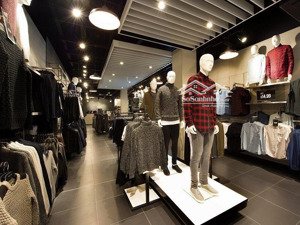 cho thuê nhà mp nút giao nguyễn ngọc vũ, hoàng ngân, 100m2, 5t, 20tr, t1 giá 12tr, t2 - 5 giá 6tr