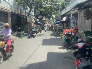 bán chdv sau lưng siêu thị emart 2, gò vấp. dt 8.3x19.5m 162m2, 3 tầng gần 500m2, 13.3 tỷ