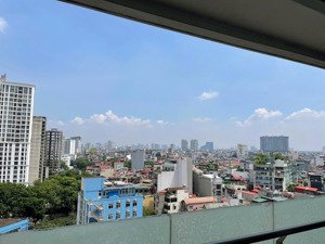 bán nhà nguyễn chí thanh 55m2 xây 3 tầng giá 15,9tỷ. đường nhựa lớn trải tận nhà oto ra vào được
