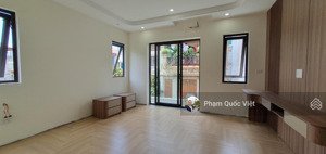 bán nhà nguyễn văn cừ dt 52/44m 6 tầng nhỉnh 12 tỷ nhà mới ở cực sướng tiện ích đong đầy