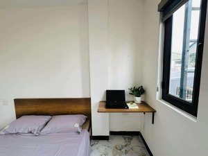 bán toà nhà 8 tầng 22 căn hộ cho thuê dòng tiền 1,3 tỷ/năm phố nguyễn khánh toàn