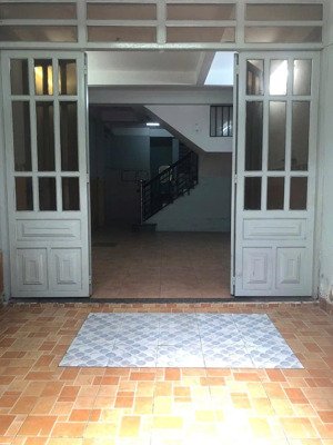 trệt 3 lầu có 5pn 4wc hẻm xe tải tận nơi phạm văn chiêu p9 giá chỉ 10 triệu