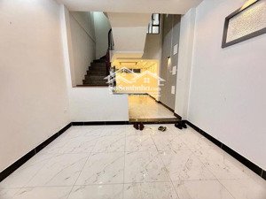 bán nhà đống đa - 32m2 5 tầng - giá nhỉnh 6 tỷ