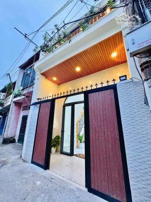 hẻm xinh, nhà xịn, giá cực yêu 34m2, ngay lạc long quân, tân bình, sổ riêng