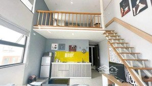 cho thuê căn hộ gác rộng, full nội thất q4 gần cầu mống, đh luật ul, nguyễn tất thành, cầu calmette