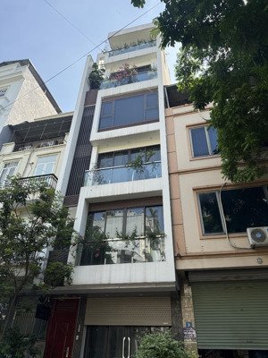 bán gấp nhà phố cạnh quận uỷ 7 tầng thông sàn thang máy 60m2 mặt tiền 5m chân chung cư kinh doanh