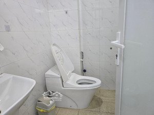 bán nhà liền kề nguyễn tuân - thanh xuân. dt 75m. 6 tầng. mt 5.5m. giá 41.5 tỷ còn tl