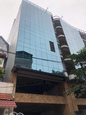 bán tòa nhà văn phòng buidinh phố trung hòa . diện tích 110m², 8 tầng + 1 hầm , mặt tiền 7m