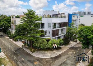 cho thuê villa thủ thiêm 4pn-full nội thất hiện đại - mới 100%- ở ngay lh 