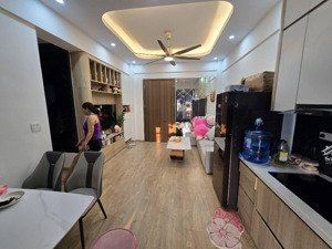 (hot) căn cc 3n 2vs đang cho thuê 13.5tr/th, lô góc thoáng sáng view đẹp chỉ 4.5 tỷ